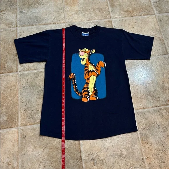 DISNEY TIGGER T-SHIRT - Picture 2 of 6